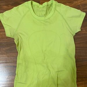 Lululemon swiftly tech tee shirt